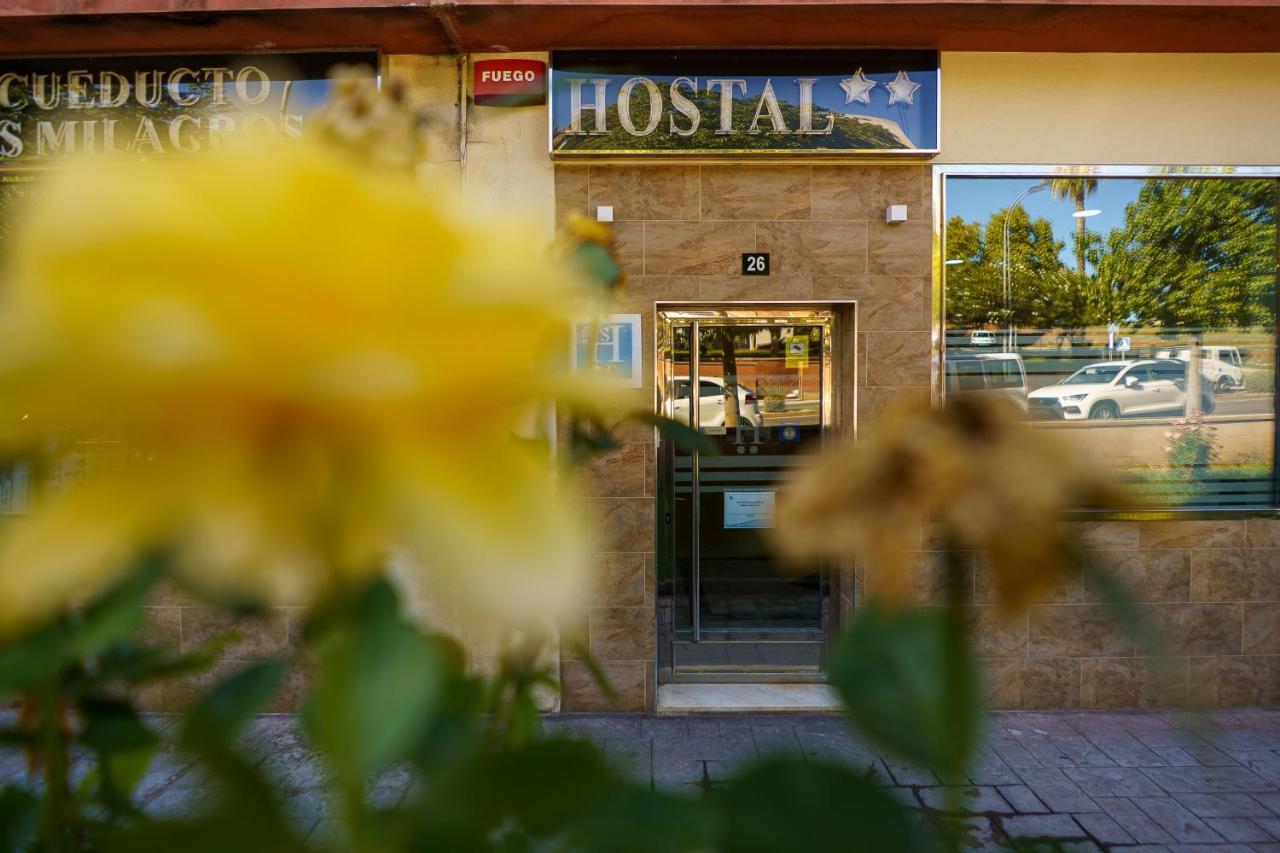 Hostal Acueducto Los Milagros Merida Exterior photo